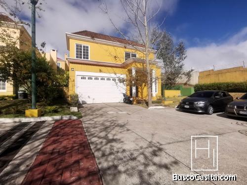 HomePro Inmobiliaria renta casa en carretera a Fraijanes.