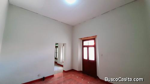 Casa en Alquiler para Comercio en Zona 1