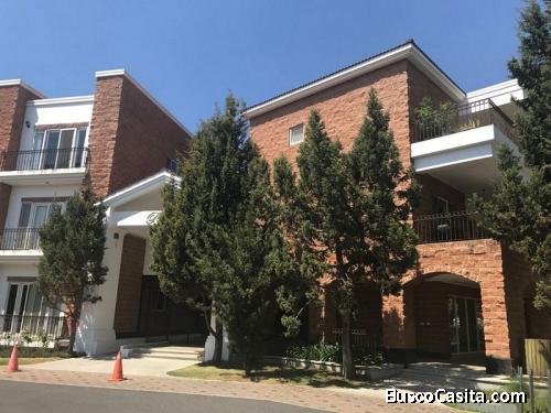 VENTA apartamento en Encinos de Cayalá zona 16