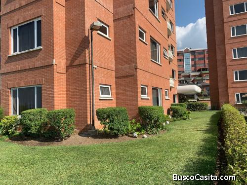 Apartamento en venta en nivel alto zona 15 San Lázaro