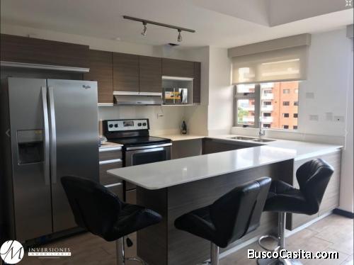 Apartamento en renta en zona 10 amueblado de 1 dormitorio