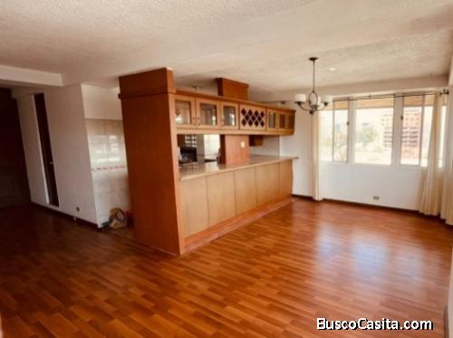 Rento lindo Apartamento sobre 20 Calle Zona 10 Guatemala