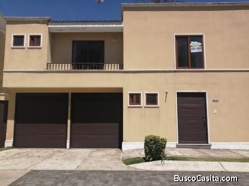 Casa en cumbres de la arboleda 