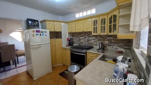 Vendo Casa de Esquina en La Isla San Angel, zona 2