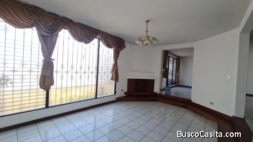 Casa en Renta en Bosque de San Nicolás 