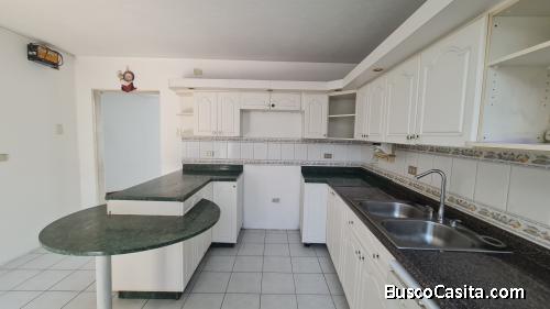 Casa en Renta Bosques de San Nicolas 