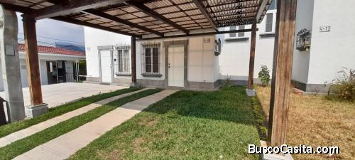 Vendo casa en San Miguel Dueñas en Fuentes del Valle 
