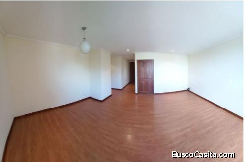 Vive cerca Diagonal y Oakland Mall apto en Renta