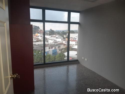 OFICINA EN RENTA EDIFICIO  ZONA 10