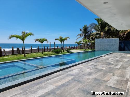  EN VENTA!! CHALET NUEVO FRENTE AL MAR EN SIPACATE ESCUINTLA