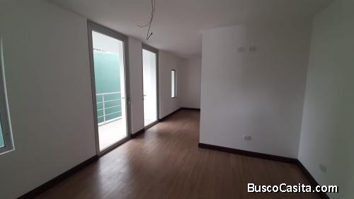 Apartamento Recien Remodelado en Venta Oakland Zona 10