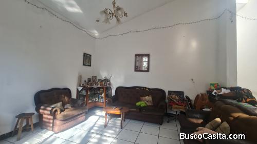 Casa en Venta Villa Nueva fuera de Garita
