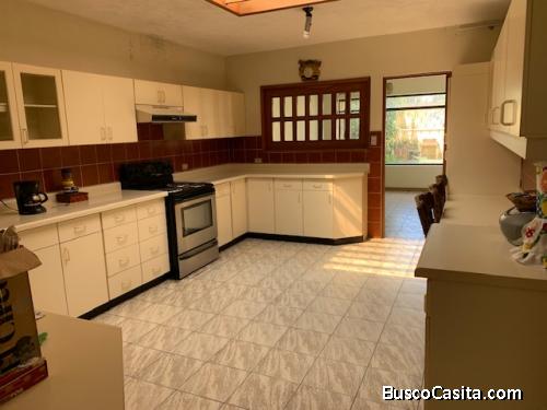 Casa en Venta Vista Hermosa 1, Zona 15 Dentro de garitas!!!!!