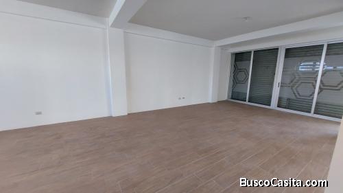 Rento Amplio Local Comercial en Zona 11