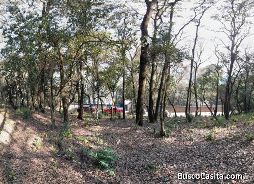 Terreno de Esquina en Venta en El Encinal Zona 7 Mixco
