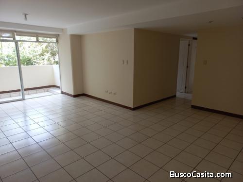 Apartamento en Renta Villas de San Isidro, Zona