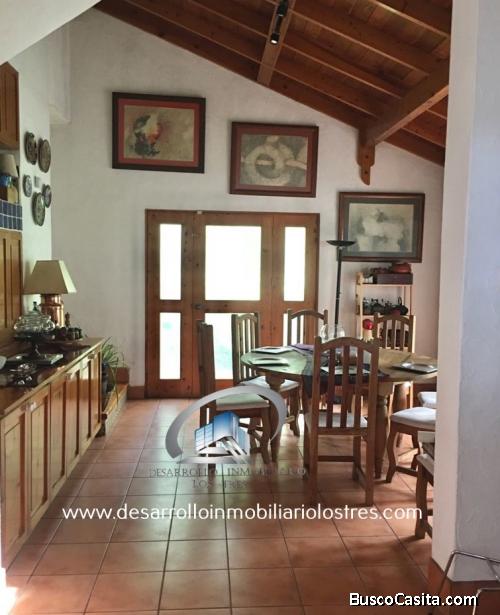 EN RENTA HERMOSA CASA DENTRO DE ÁREA BOSCOSA PRIVADA, LOS PINOS MUXBAL