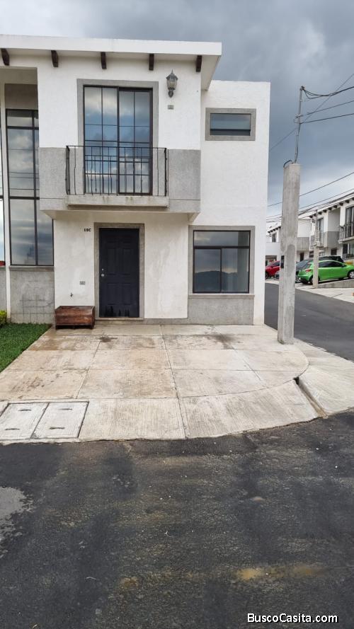 Casa en Venta en San José Pinula 