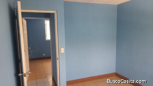 **RENTO APARTAMENTO EN CARABANCHEL ZONA 11**