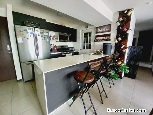 Rento Apartamento en Parque 11