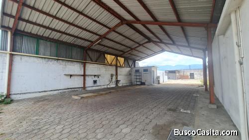 Vendo/Rento Casa en zona 2 Mixco ideal para oficina