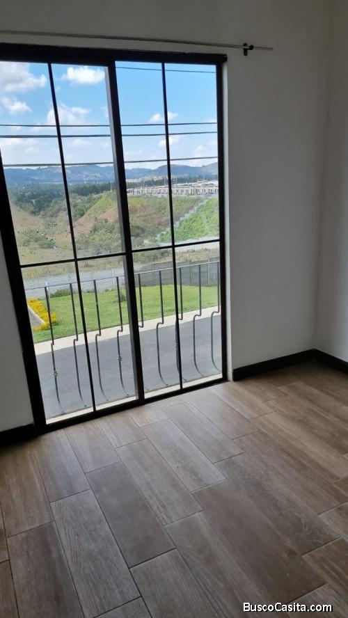 RENTO CASA EN VISTAS DE NAVARRA, SAN JOSE PINULA