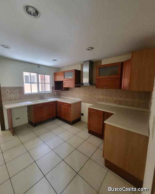 CASA EN CONDOMINIO MONTEVERDE 