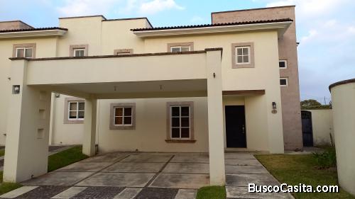 CASA EN CONDOMINIO VILLA VENETTO CASA DE ESQUINA 