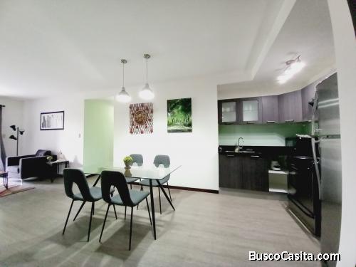 RENTO APARTAMENTO AMUEBLADO EN ZONA 10
