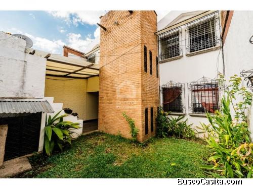 Venta de Casa con mucho Potencial,