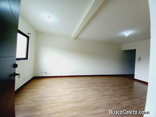 Apartamento en Venta Hacienda Real, zona 16