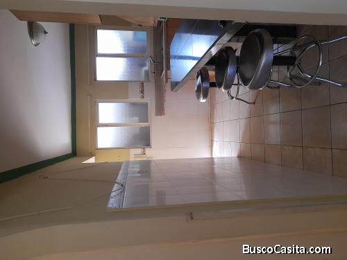 CASA DE 2 NIVELES EXCELENTE UBICACION ESPECIAL P/ EMPRESAS, DENTRO DE CAMPO INDUSTRISL FLOR DE CAMPO