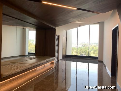 RENTA Oficina PH en Centro de Negocios Spazio zona 15