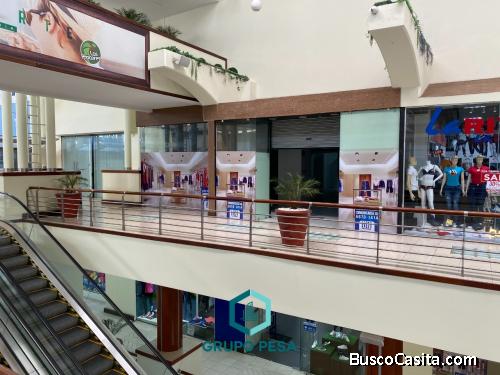 Local Comercial en Centro Comercial Gran Proceres zona 10 en Alquiler 