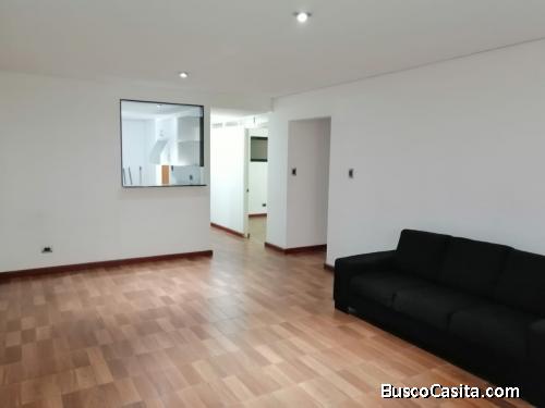 Apartamento en zona 11, Las Charcas.