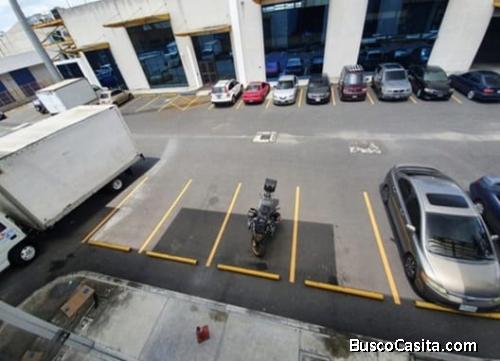 RENTO OFIBODEGA ZONA 12