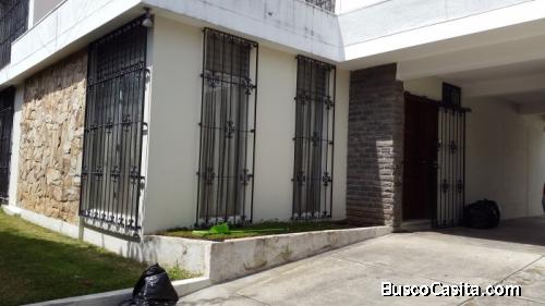 Casa Comercial en renta en diagonal 6 zona 10