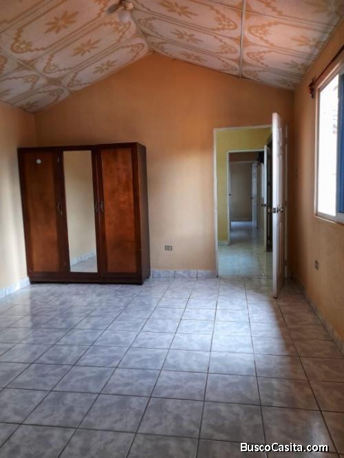 SE RENTA APARTAMENTO PEQUEÑO EN ANTIGUA 