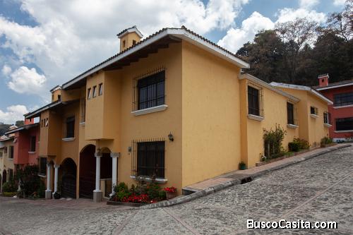 CASA EN VENTA EN LOS ENCINOS, SAN LUCAS SACATEPEQUEZ