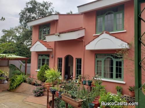 Casa en Venta colonia Trinidad, Zona 15