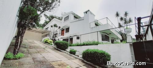 CASA EN VENTA O RENTA LAS HOJARASCAS IDEAL OFICINA