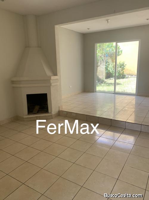 Alquilo casa en San José Pinula, 4 dormitorios y Estudio 