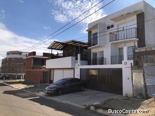 HACIENDA REAL, ZONA 16 TOWNHOUSE 3 NIVELES, TERRAZA. EN VENTA