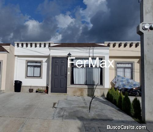 Se VENDE casa en San José Pinula, doble garita de seguridad 