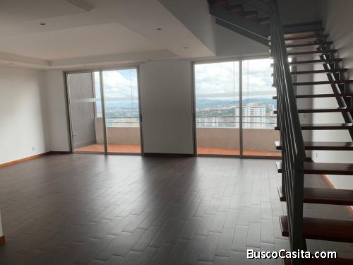  Pent house en renta en zona 15 Edificio Boticelli