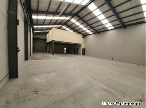 RENTO OFIBODEGA ZONA 12