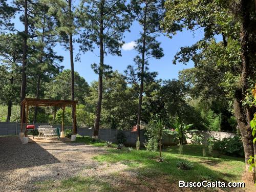 Casa con amplio terreno en venta en San Jorge Yumar