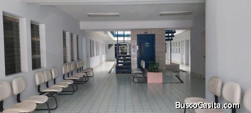 Oficina de 24 mts en Renta Edificio Zona 14