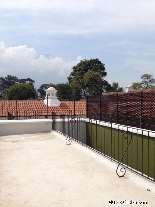 SE RENTA APARTAMENTO EN ANTIGUA GUATEMALA 