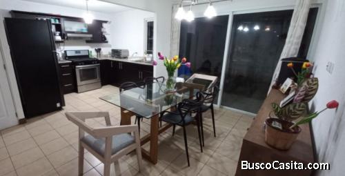Casa de 2 niveles en venta a 15 minutos de 20 calle Z10